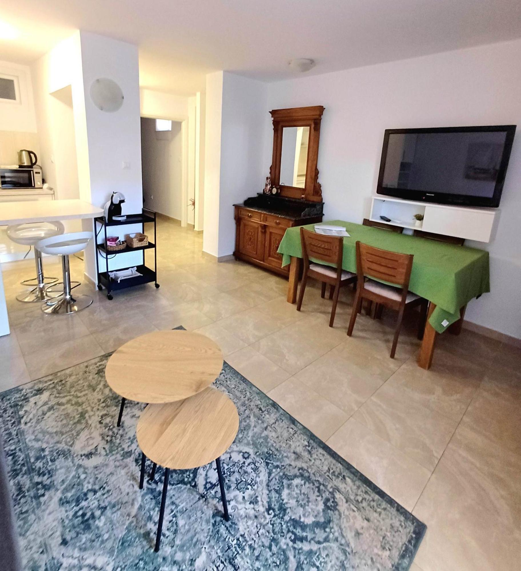 Apartment Zenta With Free Private Parking Split Exterior photo