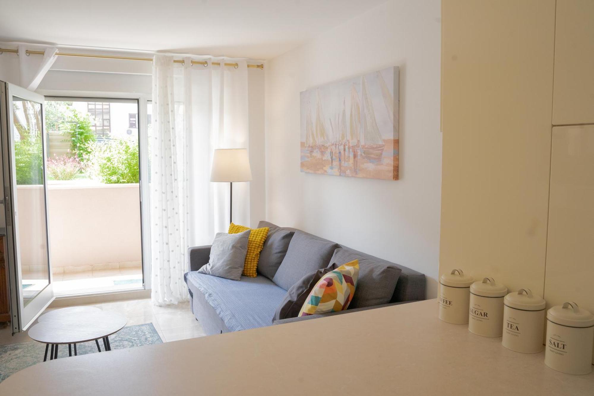 Apartment Zenta With Free Private Parking Split Exterior photo